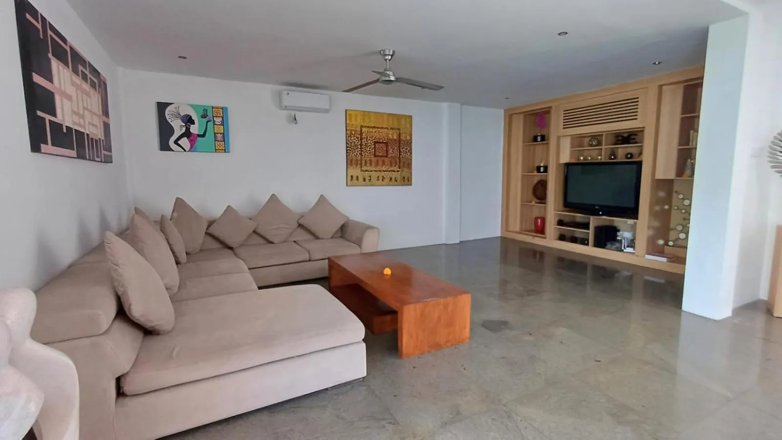 סמיניאק Villa Isabella 0*,