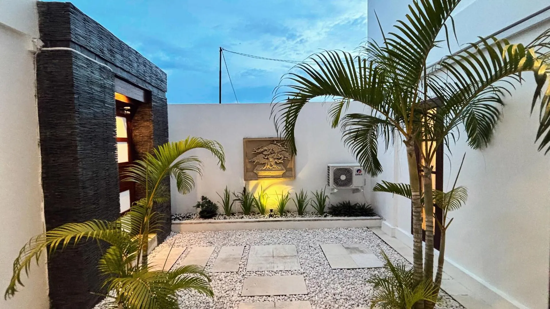 סמיניאק Villa Isabella 0*,